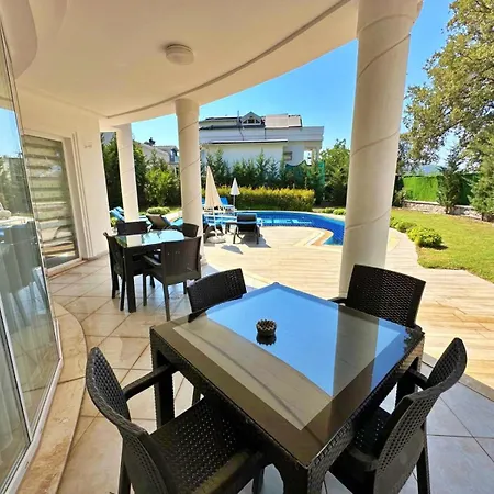 Valey * フェティエ